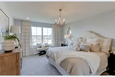 8540 Chadwick Court, Woodridge, IL 60517 - Photo 18