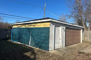 1408 Barberry Ln, Round Lake Beach, IL 60073 - Photo 2