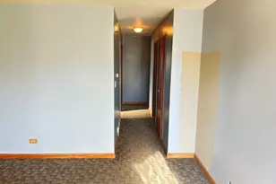 1408 Barberry Ln, Round Lake Beach, IL 60073 - Photo 4