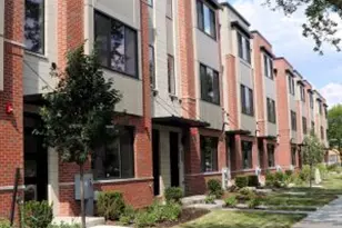 310 Lincoln St, Mount Prospect, IL 60056 - Photo 1