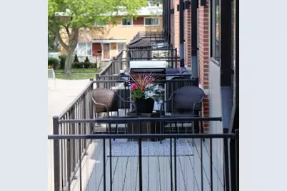 310 Lincoln Street #310, Mount Prospect, IL 60056 - Photo 4