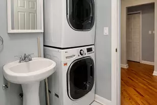 7628 S Essex Ave, Chicago, IL 60649 - Photo 12