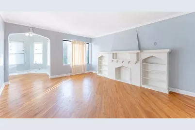 7628 S Essex Avenue #1N, Chicago, IL 60649 - Photo 2