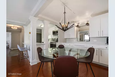 3930 N Pine Grove Avenue #1011, Chicago, IL 60613 - Photo 6