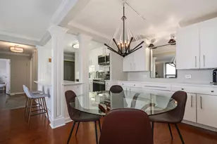 3930 N Pine Grove Ave, Chicago, IL 60613 - Photo 6