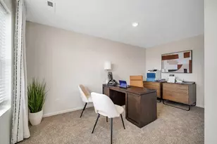 428 Lakeshore Ct, Saint Charles, IL 60174 - Photo 14