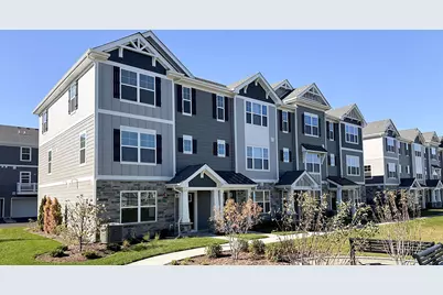 430 Lakeshore Court, Saint Charles, IL 60174 - Photo 1