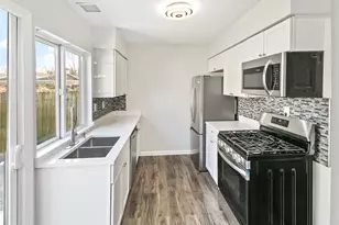 118 Springleaf Dr, Bolingbrook, IL 60440 - Photo 8