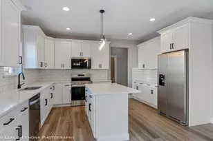 2261 Cryder Ct, Yorkville, IL 60560 - Photo 10