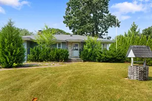 34906 N Augustana Ave, Ingleside, IL 60041 - Photo 1