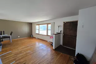 14057 S Hoxie Ave, Burnham, IL 60633 - Photo 2