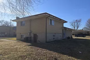 14057 S Hoxie Ave, Burnham, IL 60633 - Photo 32