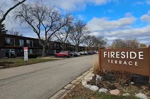 805 Grove Dr, Buffalo Grove, IL 60089 - Photo 12