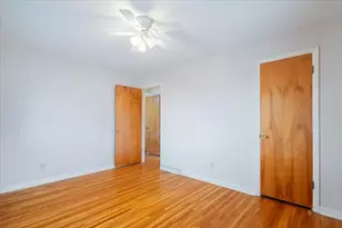 226 Fairway Dr, Bloomington, IL 61701 - Photo 18