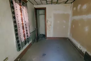 2641 W 69th St, Chicago, IL 60629 - Photo 10