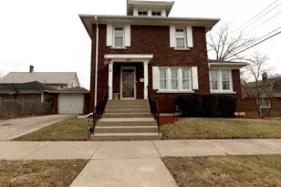404 N Prairie Ave, Joliet, IL 60435 - Photo 1