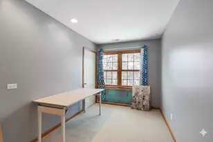 7513 Inverway Dr, Lakewood, IL 60014 - Photo 26