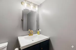 7513 Inverway Dr, Lakewood, IL 60014 - Photo 16