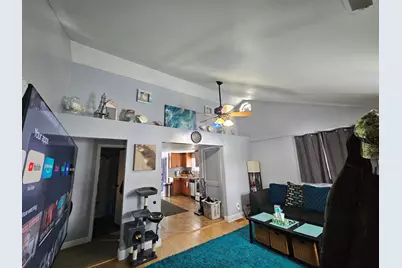 10N827 Hawthorne Street, Elgin, IL 60123 - Photo 4