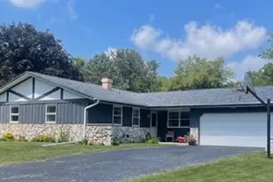 1369 Luanna Dr, Rockford, IL 61103 - Photo 16