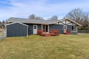 1369 Luanna Dr, Rockford, IL 61103 - Photo 12