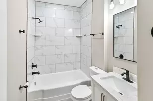 1009 8th St, Waukegan, IL 60085 - Photo 14