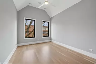 3920 N Bell Avenue, Chicago, IL 60618 - Photo 26