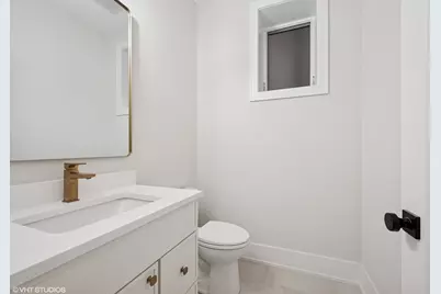 3920 N Bell Avenue, Chicago, IL 60618 - Photo 42
