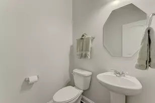 8288 Mulberry Dr, Woodridge, IL 60517 - Photo 20