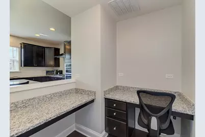 8288 Mulberry Drive, Woodridge, IL 60517 - Photo 18