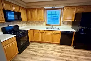 440 S Peace Rd, Sycamore, IL 60178 - Photo 4