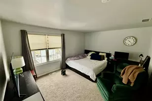 303 Springbrook Trail S, Oswego, IL 60543 - Photo 4