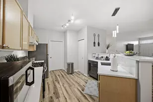 8232 Concord Ln, Justice, IL 60458 - Photo 10