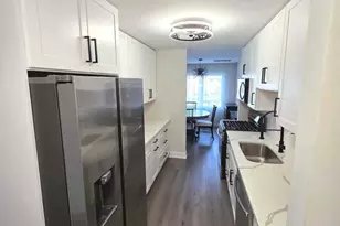 2800 Mitchell Dr, Woodridge, IL 60517 - Photo 2