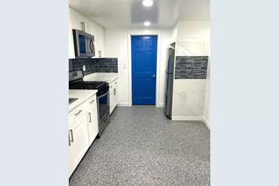 6N221 Virginia Road, Roselle, IL 60172 - Photo 8