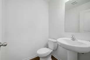 1145 Amber Dr, Cary, IL 60013 - Photo 12