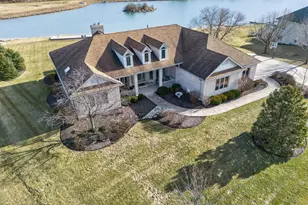 2804 Ninovan Ln, Minooka, IL 60447 - Photo 2