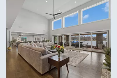 2323 W Fairview Avenue, Johnsburg, IL 60051 - Photo 4