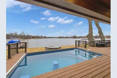 2323 W Fairview Avenue, Johnsburg, IL 60051 - Photo 2