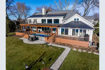 2323 W Fairview Avenue, Johnsburg, IL 60051 - Photo 28