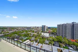 720 W Gordon Terrace, Chicago, IL 60613 - Photo 14