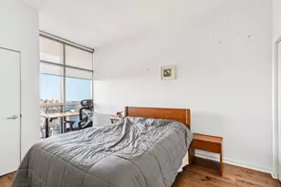 303 W Ohio St, Chicago, IL 60654 - Photo 12