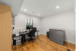 215 Longridge Ct, Naperville, IL 60565 - Photo 10