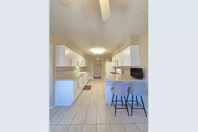 6815 N Milwaukee Avenue #210, Niles, IL 60714 - Photo 18