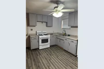 5520 S New England Avenue, Chicago, IL 60638 - Photo 12