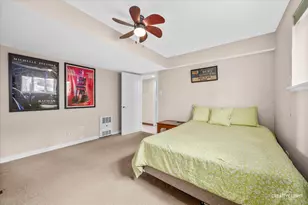 [Address not provided], Oak Park, IL 60302 - Photo 12