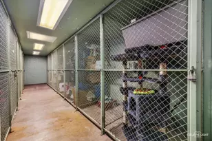 [Address not provided], Oak Park, IL 60302 - Photo 18