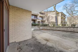 [Address not provided], Oak Park, IL 60302 - Photo 22