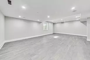 1331 Pfingsten Rd, Northbrook, IL 60062 - Photo 28