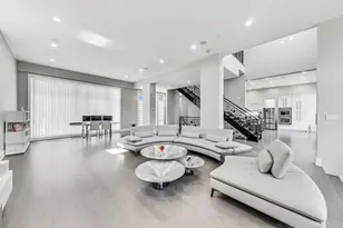 1331 Pfingsten Rd, Northbrook, IL 60062 - Photo 8